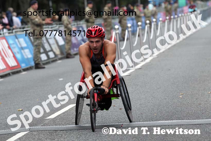Wheelchair Great North Run. Photo: David T. Hewitson/Sports for All Pics